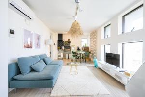 Showa Retro Resort Tsubaki 304 Seaside 4 Min Walk to the Sea