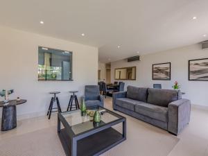 Apartment Pine Hills Ametista by Interhome