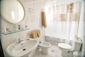 Triple Room room in Hotel Madrid