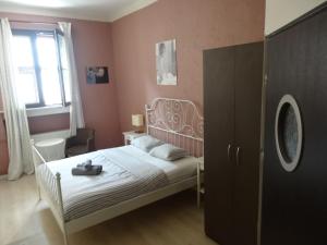 Poznan Central EnSuite Rooms