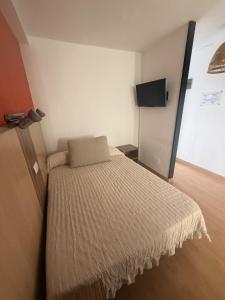 Yumbo 5 min Studio with Pool Near the Beach