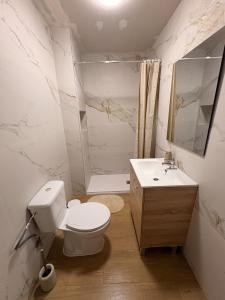Cami Real Hostel