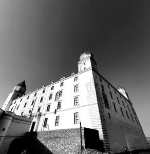 Hotel-Style Studio Below the Castle