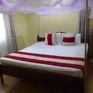 Scholars Lounge & Guest House