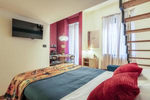 Porta Susa Designer loft in the heart of Turin