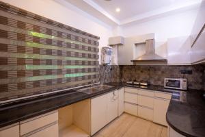 Artisan House by RedOlive2BHKMedanta25min DLF