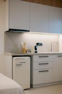 Armyra suites
