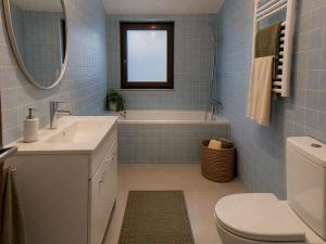 Holiday house w sauna & jacuzzi