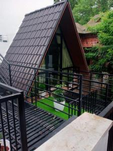 Qasahut Premium Hut with Chembra View
