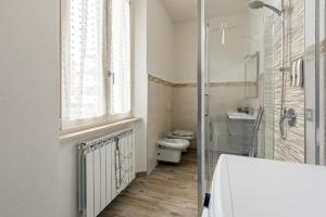 Milano Malpensa 2 min - Suite With Wifi, AC, Free Park
