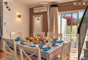 DUPLEX DE CHARME en centre-ville à 150 m de la plage