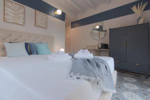 Lake Como 2 min - Modern Suites at 1 min to Station - Wifi, AC