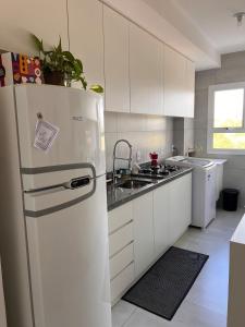 Apartamento novo, moderno e aconchegante