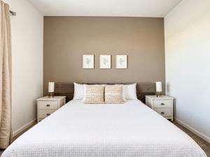 Dazzling Thematic 2BR with 2 Clubhouses