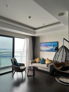 The Sapphire Hạ Long