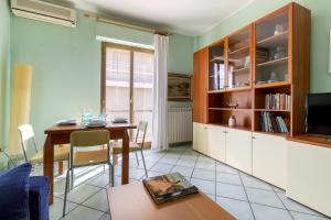 Hostdomus - Submarine Apartament