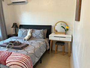 Chic LA Luxury Residence