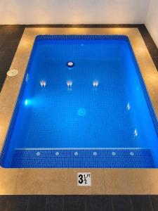 Villa with heated pool & jacuzzi, near beaches