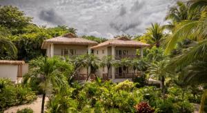 Azul Hotel & Retreat
