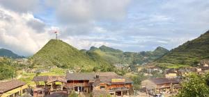 Amazing Lô Lô Chải Homestay & Café