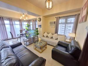 Exclusive 1BR Balcony -60sqm -PET -FreeParking -MOA,PICC,CCP,WTC,Airport
