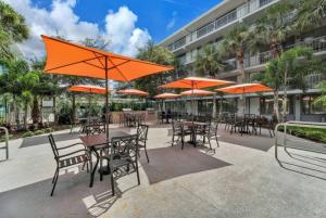 King Bed Retreat 7 mins to Disney withh Free Parking