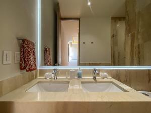 Luxury oceanfront apartment in Puerto Morelos