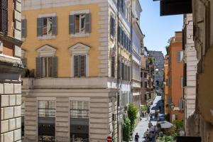Gabriels Colosseum Luxury Apartment