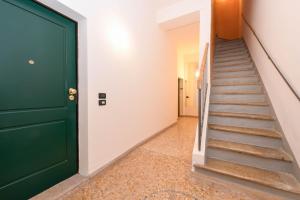 Central Loggia Apartment