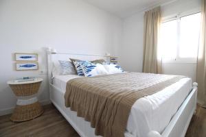 Santa Ana 22 by homeprive