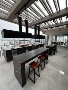 Luxury at Uptown Drei Prime Location
