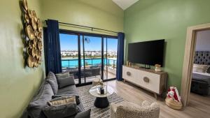 Cana Life Luxury City Beach Pool View Suite