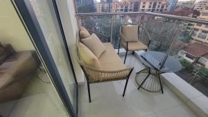 Bahari Homes Kilimani Modern 2 Bedroom Apartment with Restaurant , Sauna, Swimming Pool and Gym, 2 min walk to Green House Mall