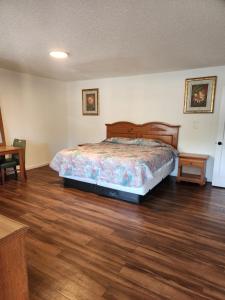 Budget Inn