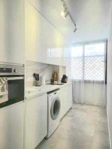 TMS Veramar2, Seafront, AC, Pool & Parking