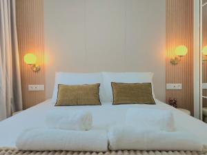 TMS Veramar2, Seafront, AC, Pool & Parking