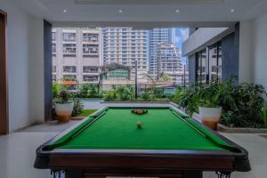Misty Springs Westlands - 1BR Executive Apt, 2 Min Walk to GTC, Expressway , Rooftop Pool & Gym