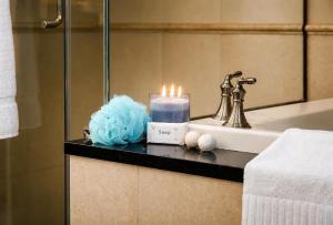 32nd Floor MGM Signature 2BR Combo High-Floor Views No Resort Fees