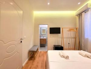 Himara City 10 - Central, Beach Access