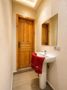 Cozy Apartment, 15 Min to Marrakech Medina