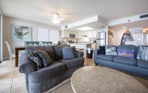Phoenix I 1031 condo