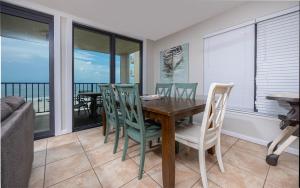 Phoenix I 1031 condo