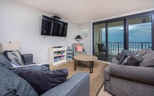 Phoenix I 1031 condo
