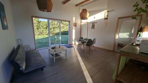 Modern House w Garden View Near Frutillar