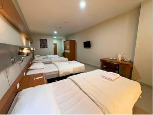 Hotel Asrama Haji Mamuju