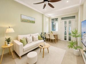 Central D1 3BR 4BA Home l Private Rooftop BBQ