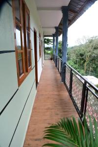 East West Farm Home Stay
