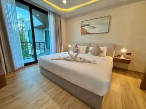 Hello Pattaya Pool Villa Brand New 5BR Luxury