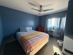 Esquire hotel