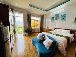 Flow Living Homestay